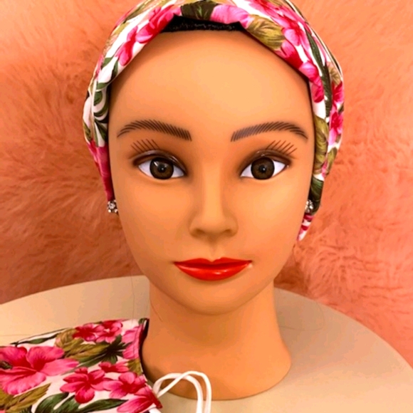 Reversible Scrub Cap and Mask (Bonus Mask!) - Picture 3 of 4